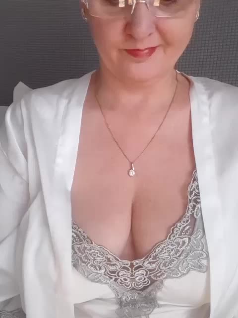 SexiestJess45 Live Sex February 3, 2026
