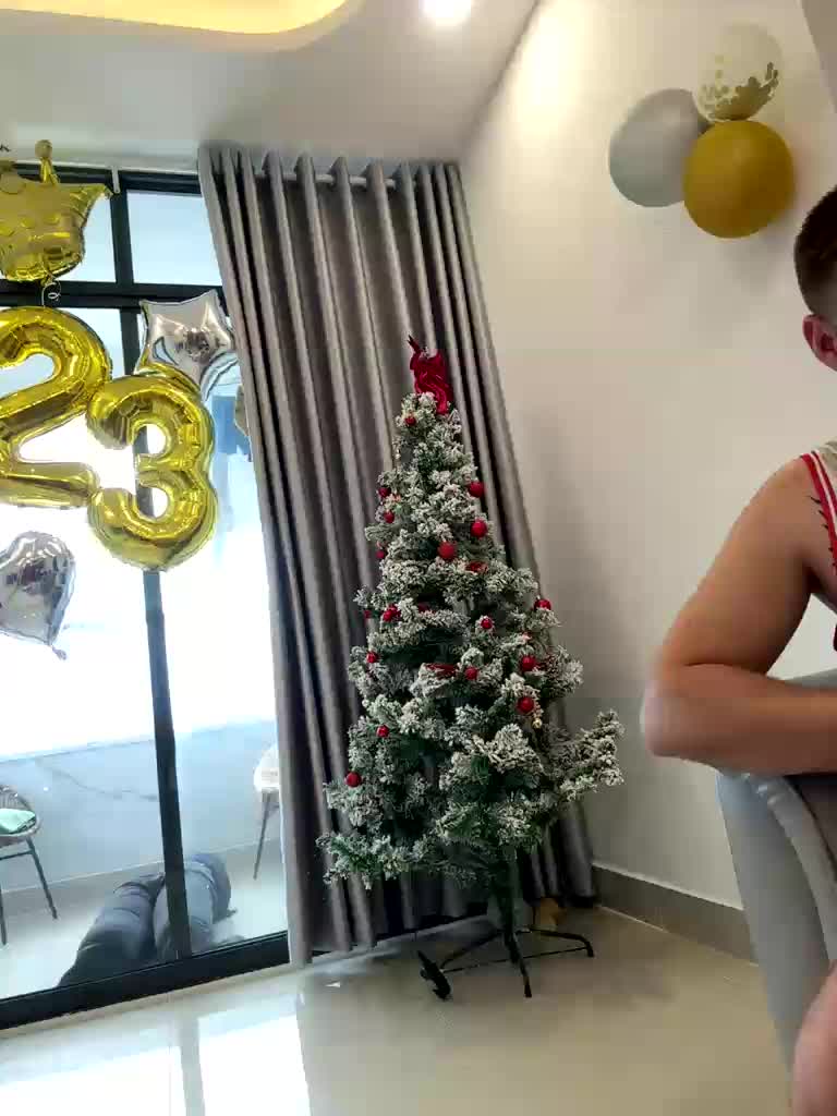 lean-lie Live Sex February 3, 2026