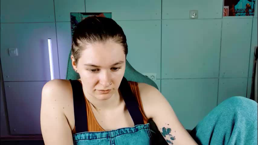 chillsnail_bro Live Sex February 3, 2026