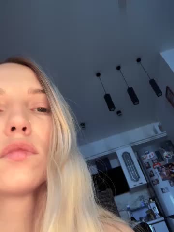 Adelina0001 Live Sex February 3, 2026