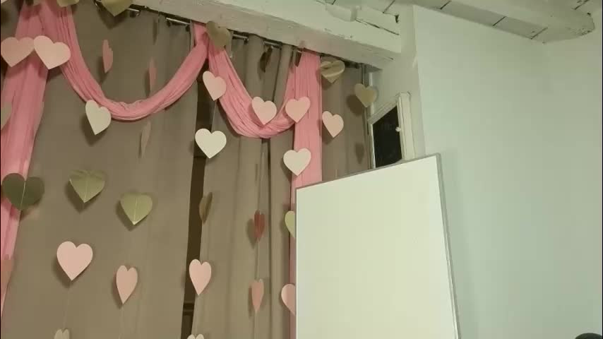 lola_belgium Live Sex February 4, 2026