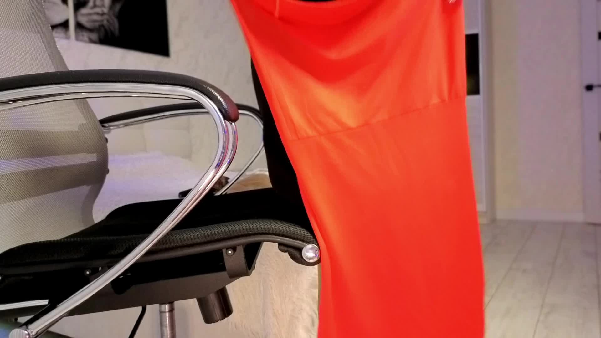 Strawberries_ Live Sex February 4, 2026