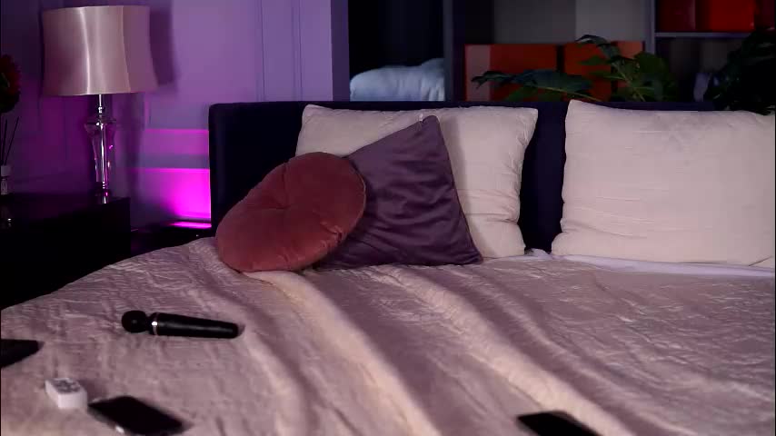 monique_celeste Live Sex February 4, 2026