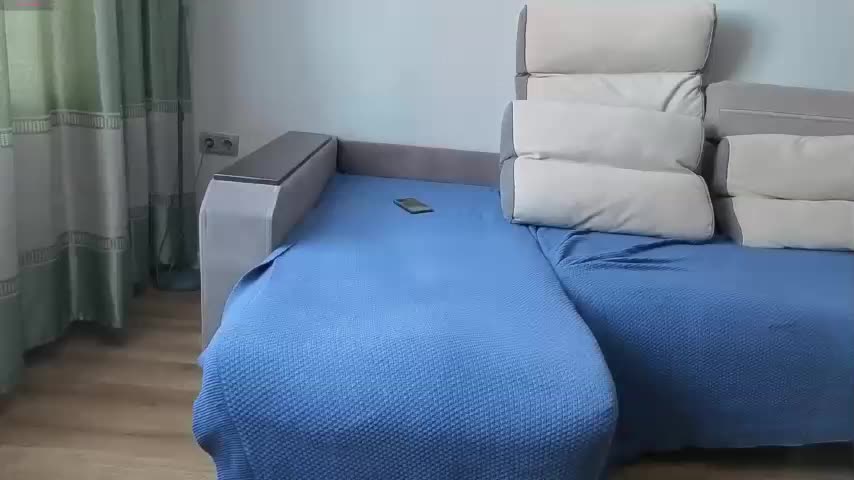 Milaa1998 Live Sex February 4, 2026