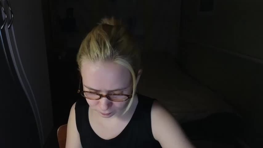 Riley_Roo Live Sex February 4, 2026
