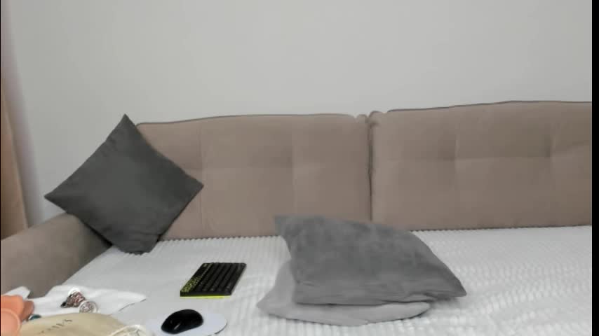 me_lina_ Live Sex February 4, 2026