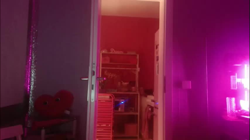 melli23 Live Sex February 4, 2026