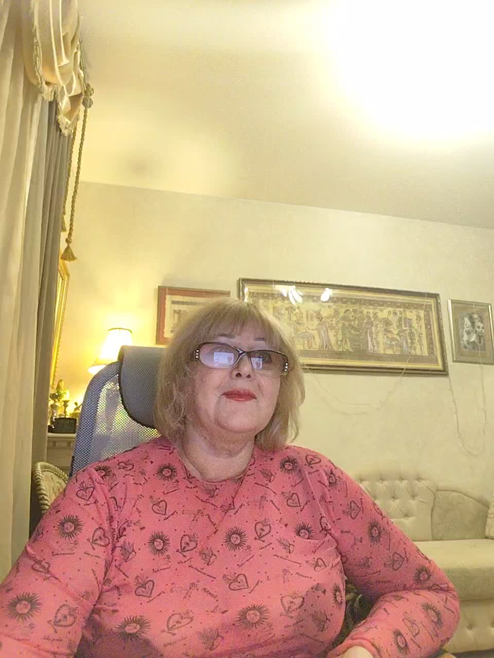 KarinkaSweet Live Sex February 4, 2026