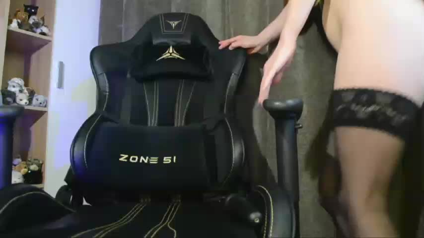 -Rii- Live Sex February 4, 2026