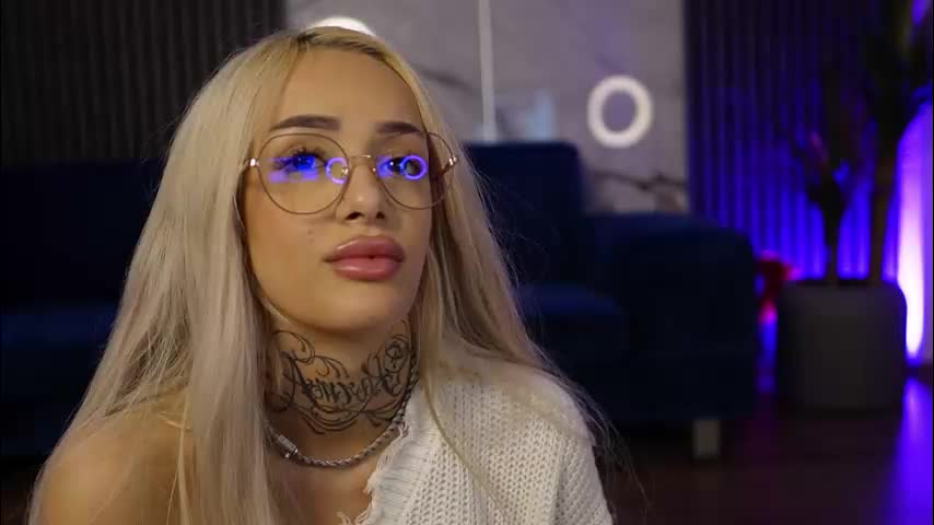 blondie_muller Live Sex February 4, 2026