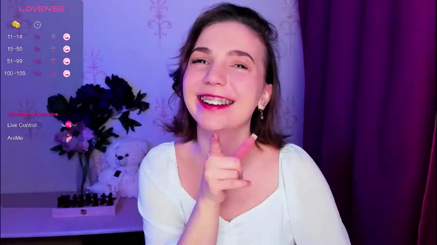 kindhazelhere_ Live Sex February 4, 2026