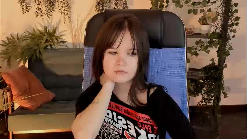 elainebeness Live Sex February 4, 2026