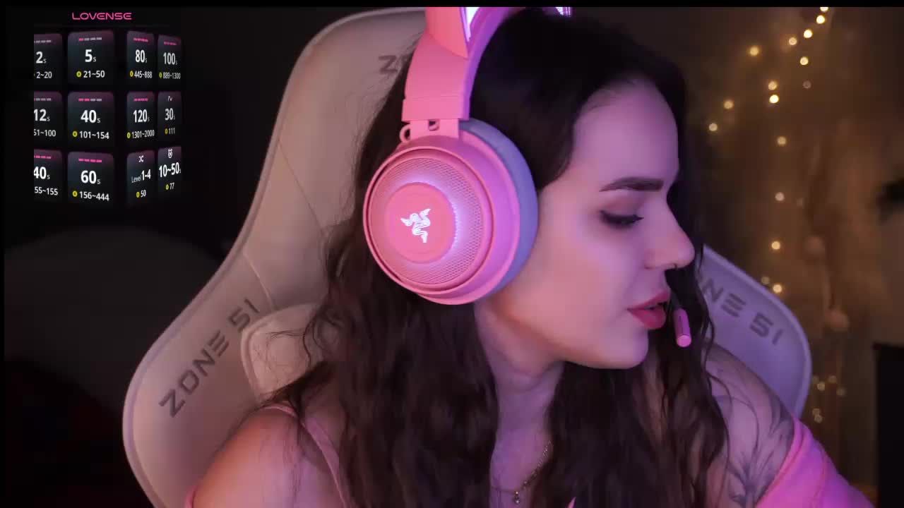 MiniNika Live Sex February 4, 2026