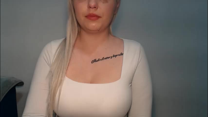 teeyara_ Live Sex February 4, 2026