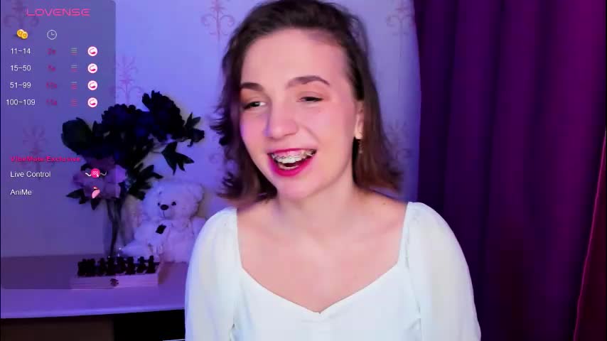 kindhazelhere_ Live Sex February 5, 2026