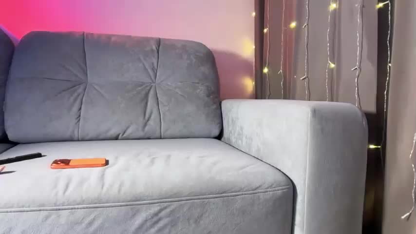 MillyMia Live Sex February 5, 2026