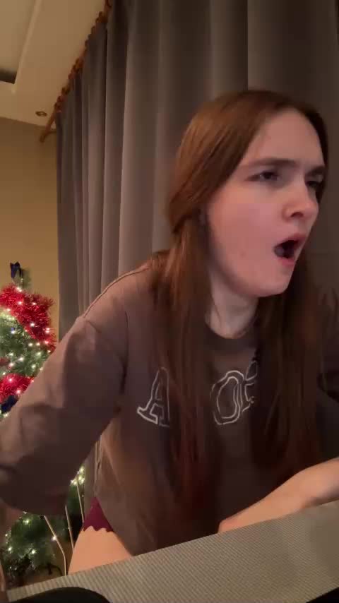 -APELSINKA- Live Sex February 5, 2026