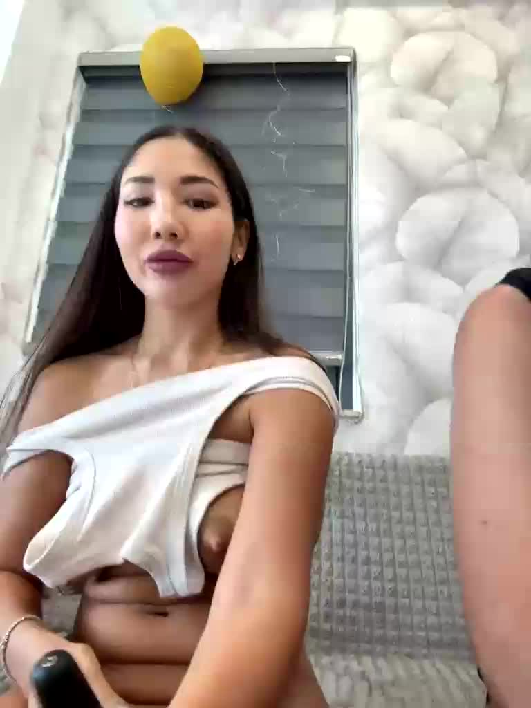 lean-lie Live Sex February 5, 2026