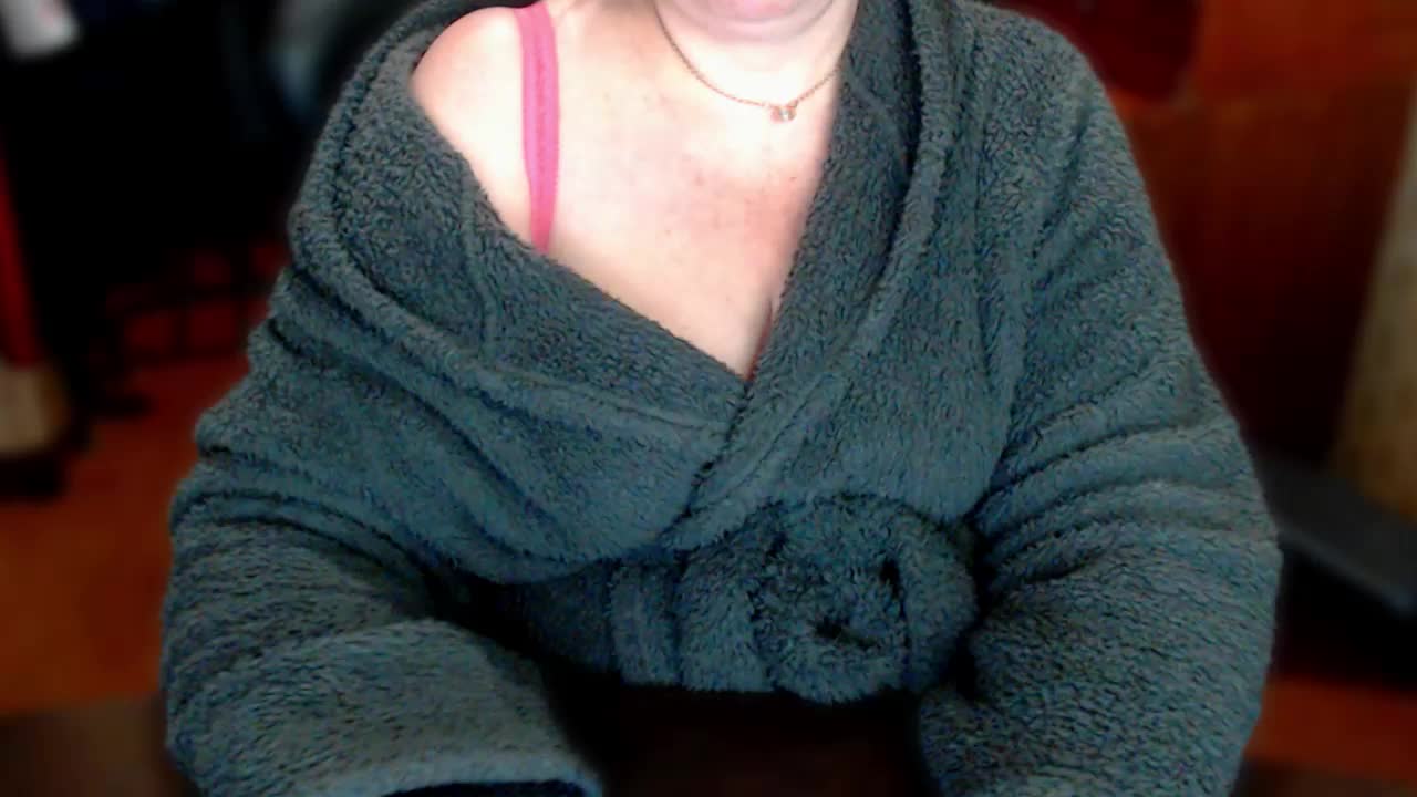 Alisa1917 Live Sex February 6, 2026