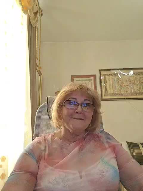 KarinkaSweet Live Sex February 7, 2026