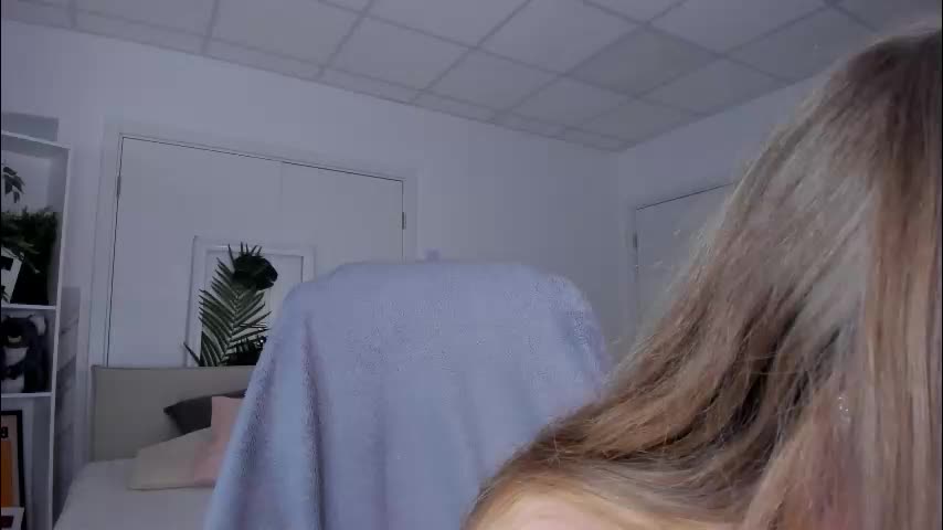 mia_meows Live Sex February 8, 2026