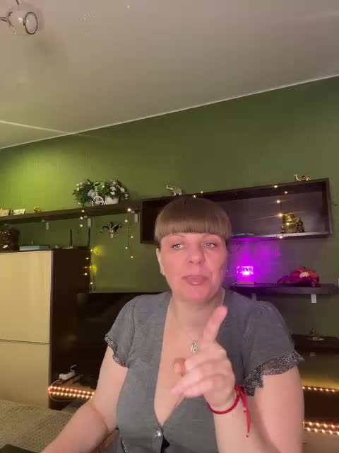 Veronika_Gold Live Sex February 8, 2026