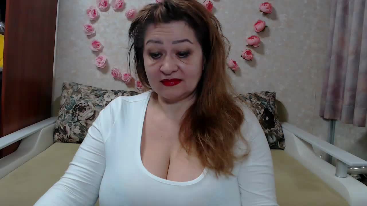 hugenipple Live Sex February 8, 2026