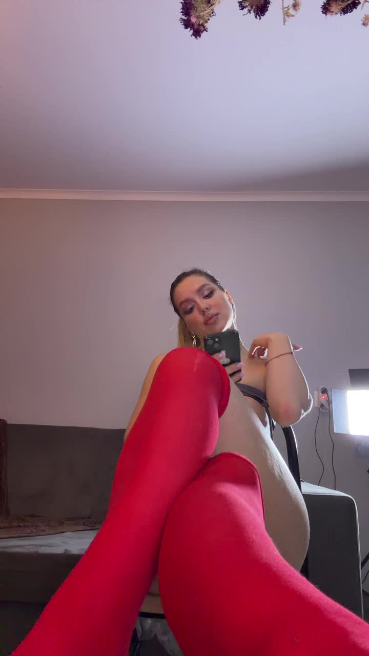 MistressX555 Live Sex February 8, 2026