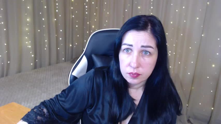 JillStevens Live Sex February 8, 2026
