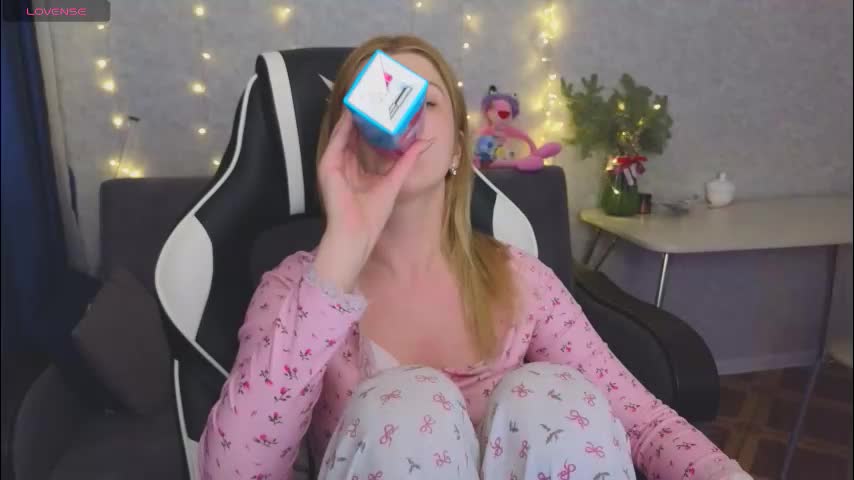 _kirieshka Live Sex February 8, 2026