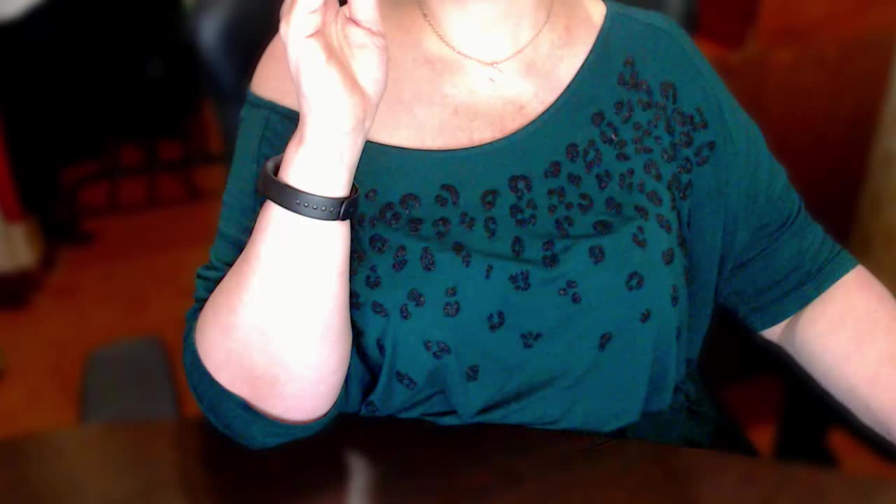 Alisa1917 Live Sex February 8, 2026