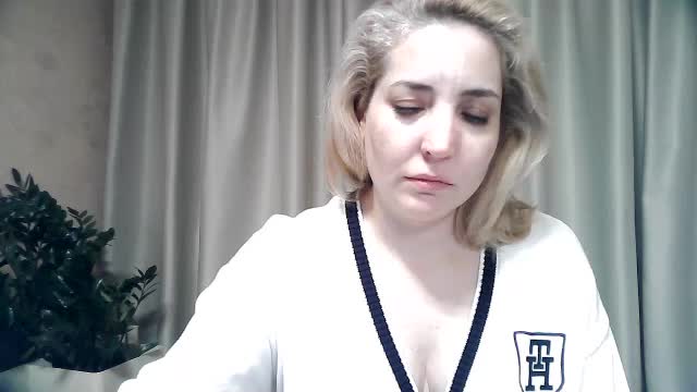 mariska-kiska Live Sex February 8, 2026