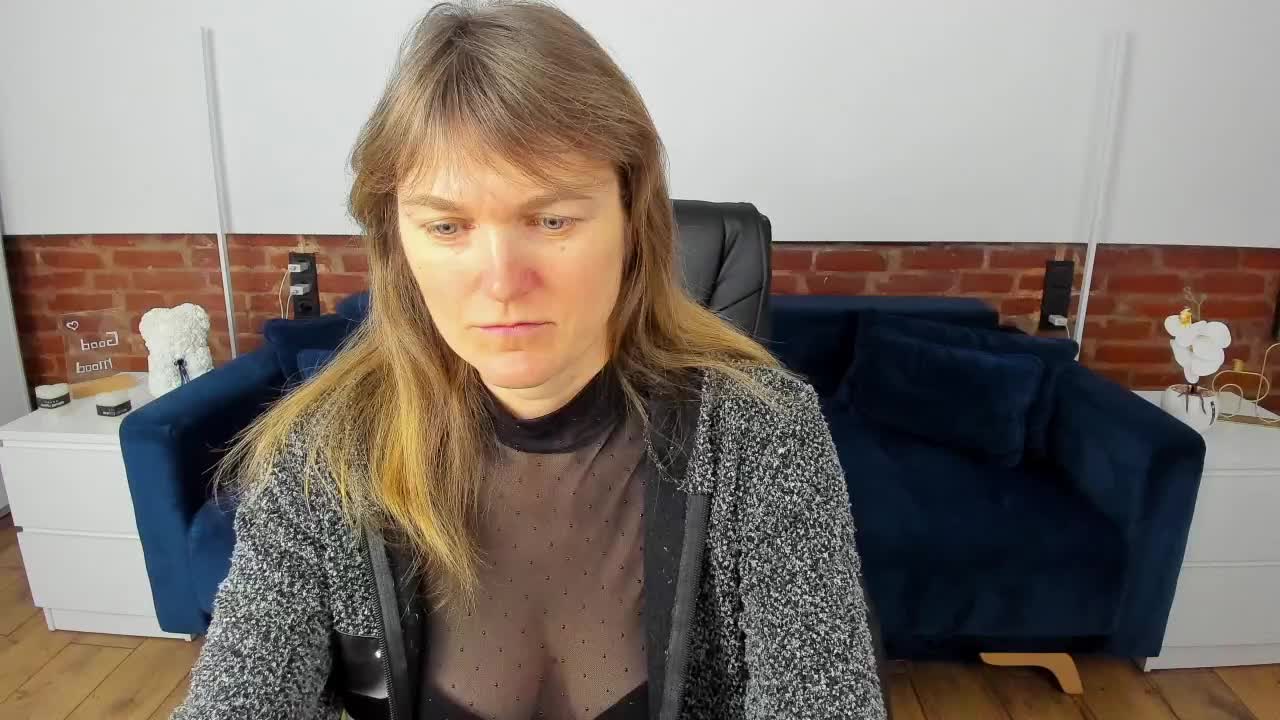 Annabel-xxx Live Sex February 9, 2026