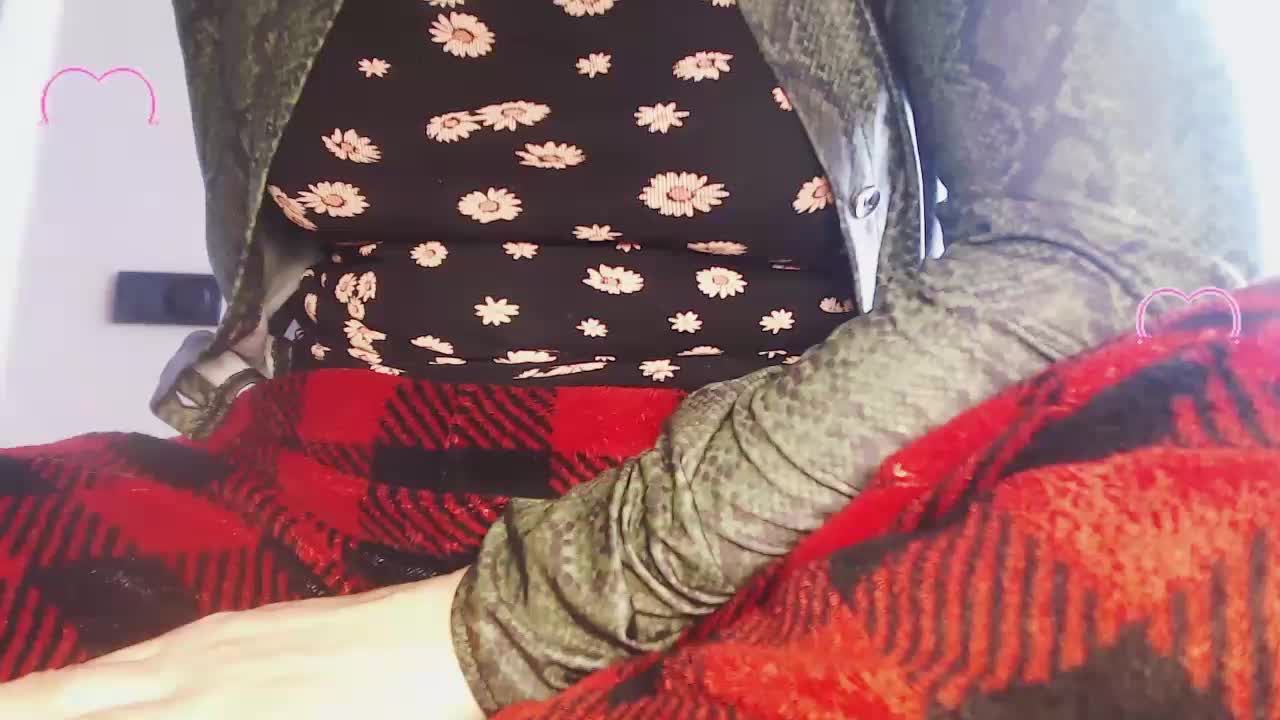 Va-len-cia Live Sex February 9, 2026