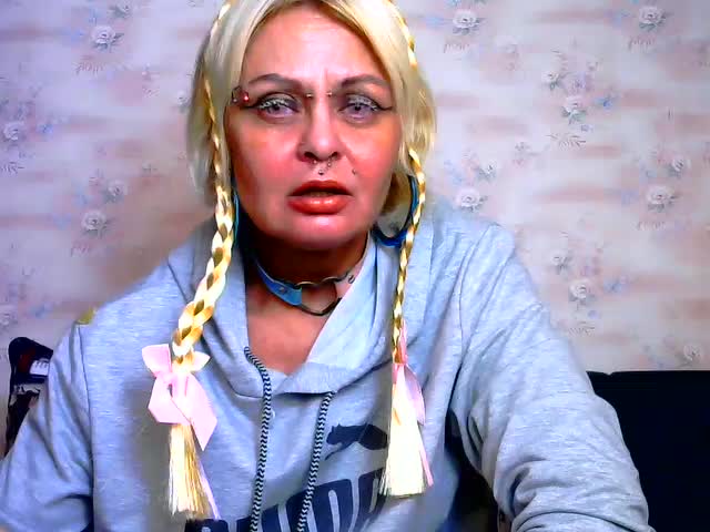 GardenerofIllusions Live Sex February 9, 2026