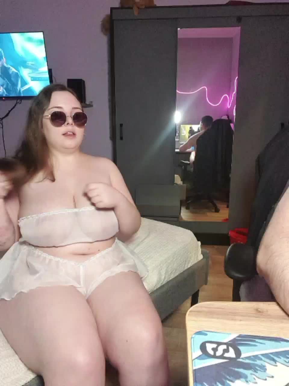 Red-rooms Live Sex February 9, 2026