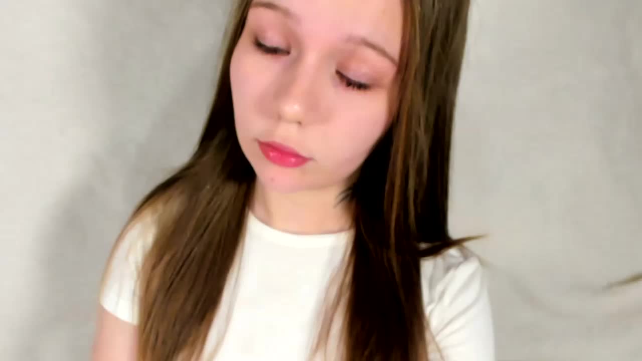 MelMooon Live Sex February 9, 2026