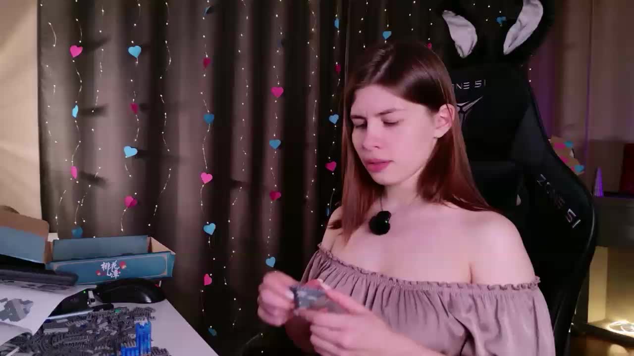 inside_tori Live Sex February 9, 2026