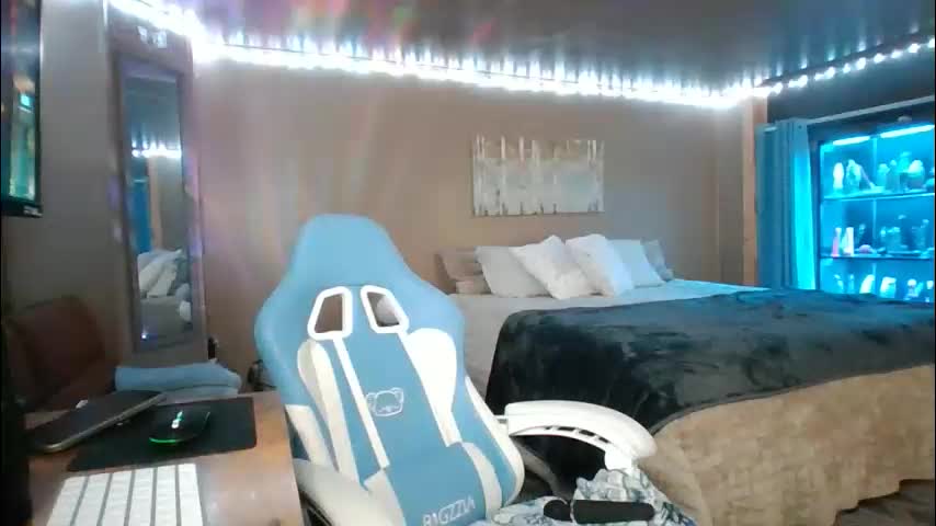 mavismable Live Sex February 9, 2026