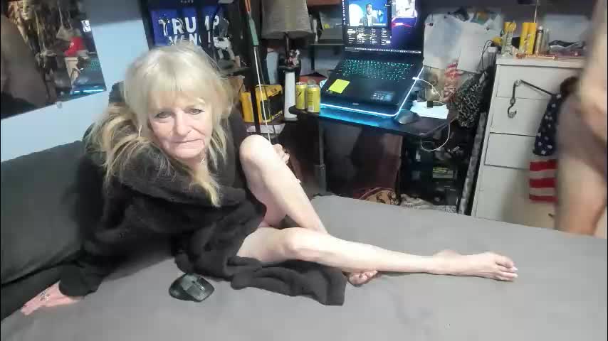 pink_black Live Sex February 9, 2026