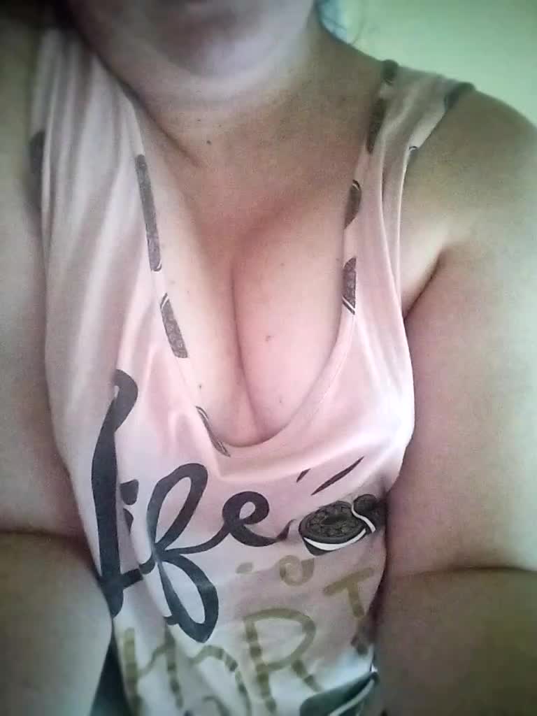 Mia883 Live Sex February 10, 2026