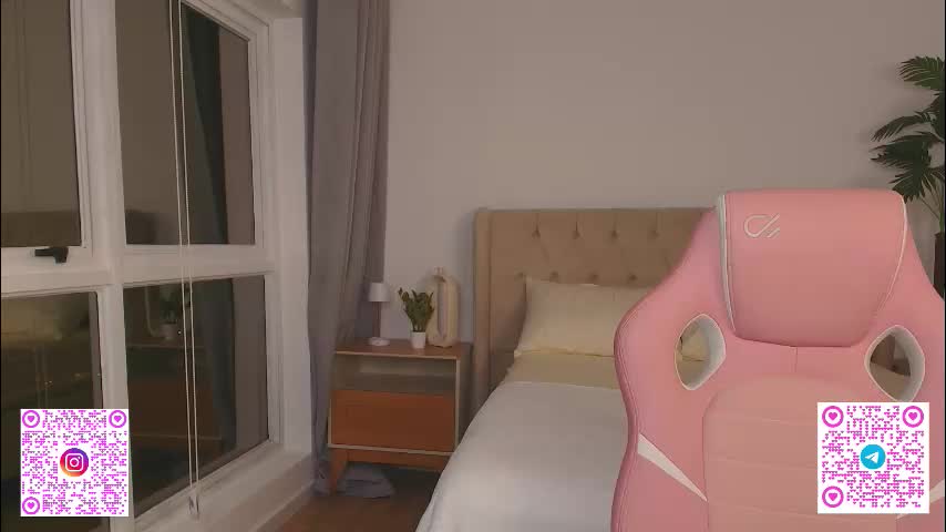 ariella_sol Live Sex February 10, 2026