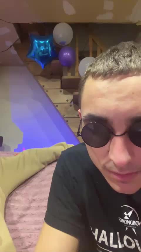 Kartoshka2009 Live Sex February 10, 2026