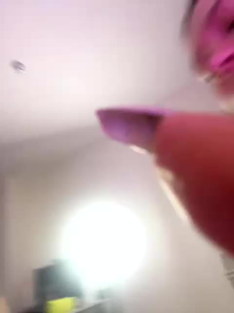 Bonne-Aurore Live Sex February 10, 2026