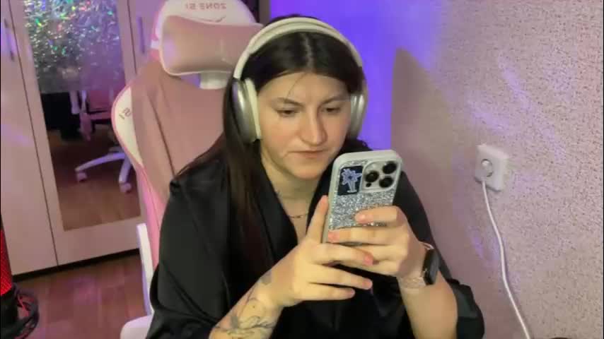 katrin_kristal Live Sex February 10, 2026