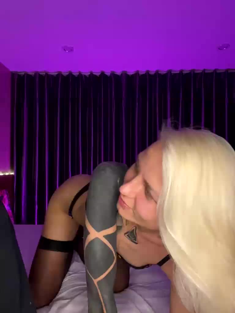 Twins666 Live Sex February 10, 2026