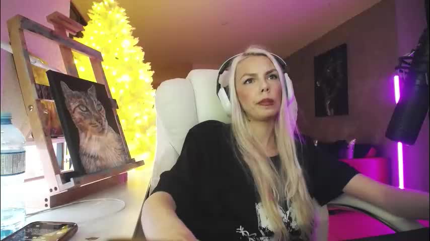 tinykylie Live Sex February 10, 2026