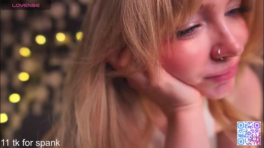 charming_daisy Live Sex February 11, 2026