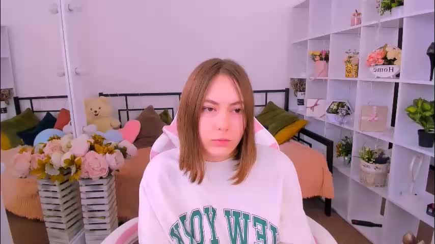 elma_lily Live Sex February 11, 2026