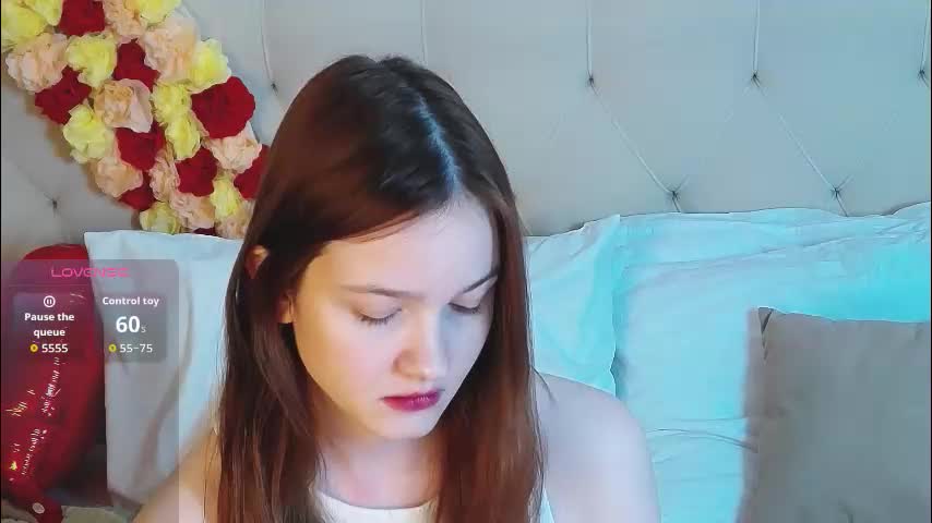 michelle_roux Live Sex February 11, 2026